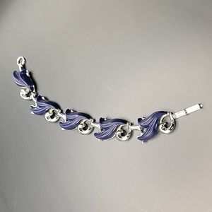 Navy blue and silver tone braclet